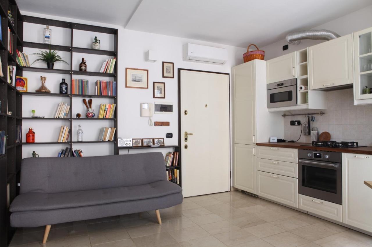 Appartement Terrace Close To Metro Station Milan