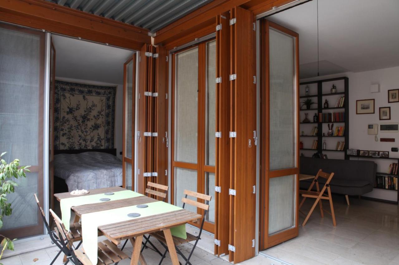 Appartement Terrace Close To Metro Station