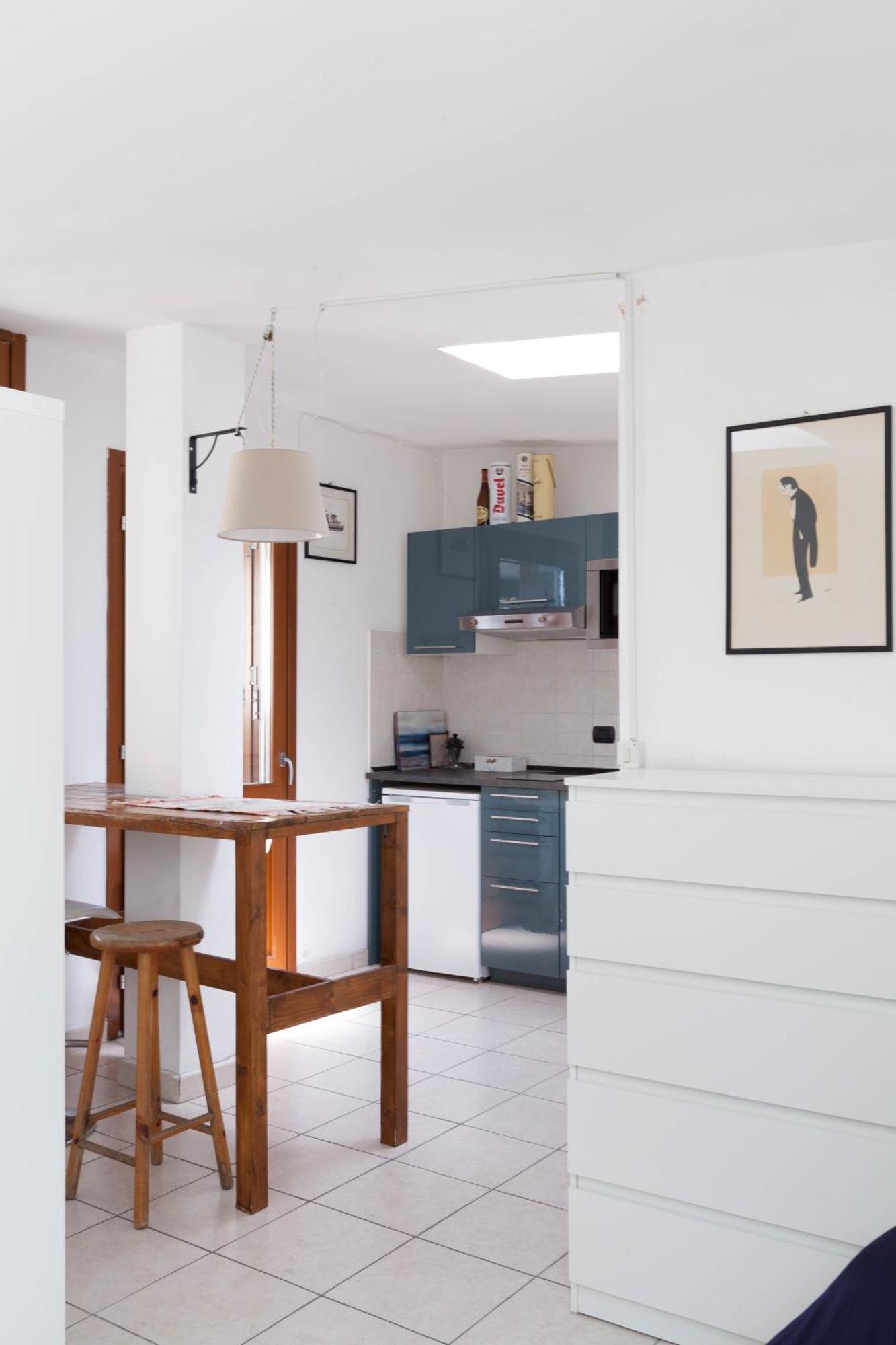Terrace Close To Metro Station Appartement Milan